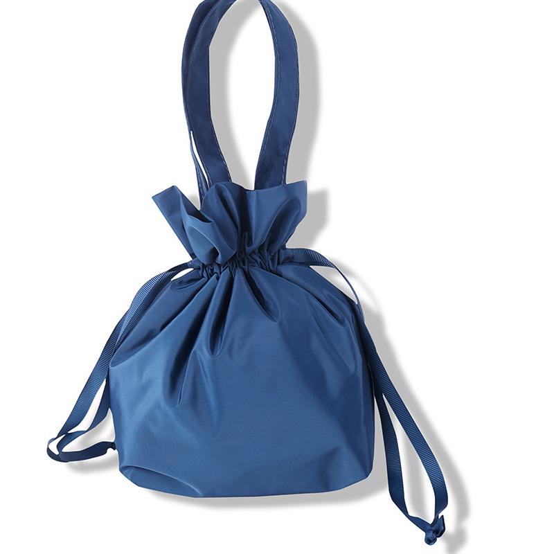 北欧スタイルの旅行化粧品バッグの新しいデザイン女性のためのトイレタリー オーガナイザー バッグ